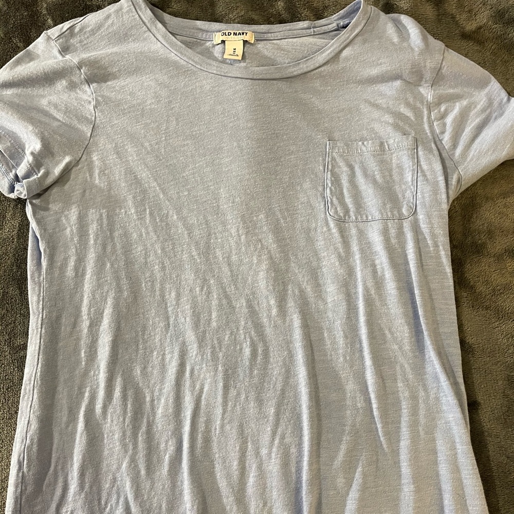 blue t shirt
